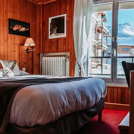 Joy De Lans Hotel 3*