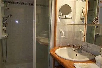La Roseraie 3*