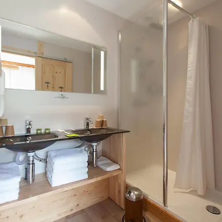 La Roseraie Hotel 3*
